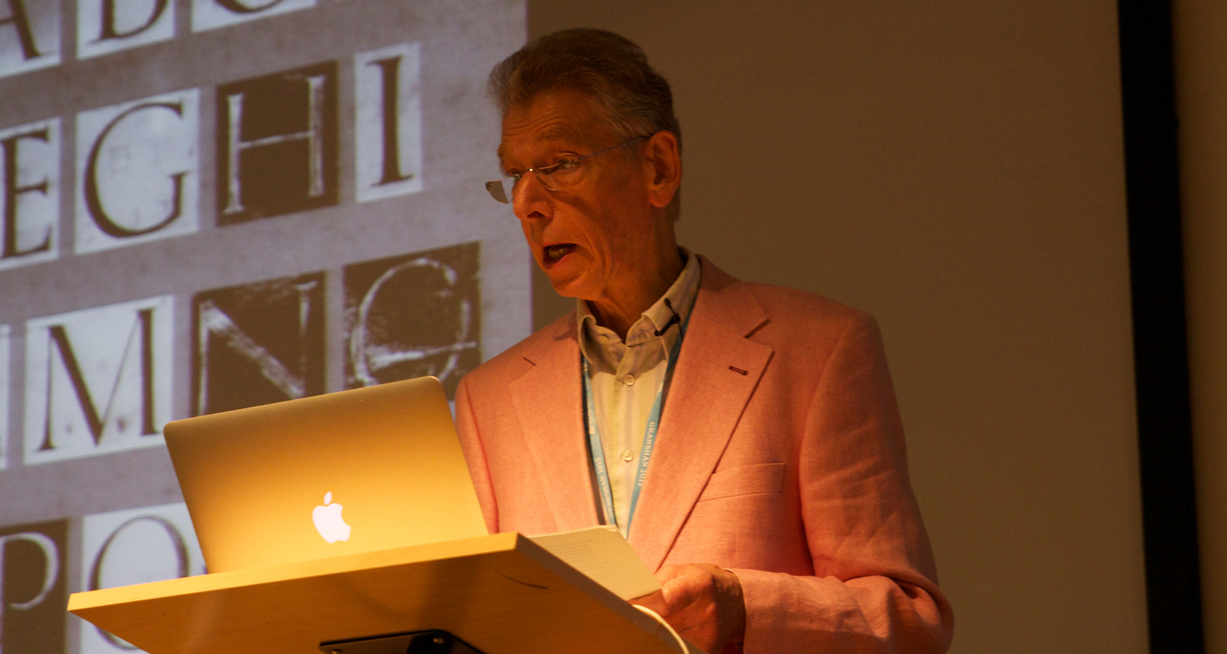 Gerard Unger presenting _Letterforms from the edge of Europe, 700–1200_ at Granshan 2015.